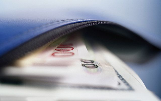 谁在暗中推高英镑？技术面与基本面交织下的神秘突破